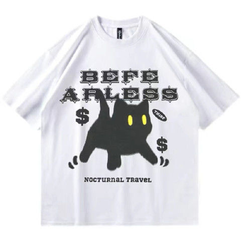 T-Shirt with Black Cat Print "BE FEARLESS - NOCTURNAL TRAVEL"