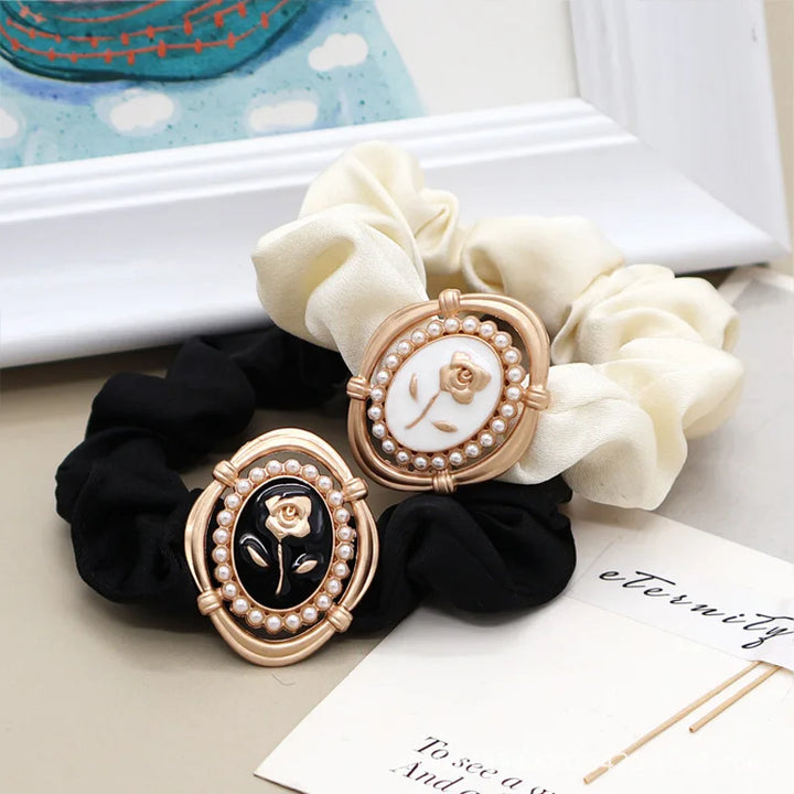 Elegant Vintage-Style Scrunchie