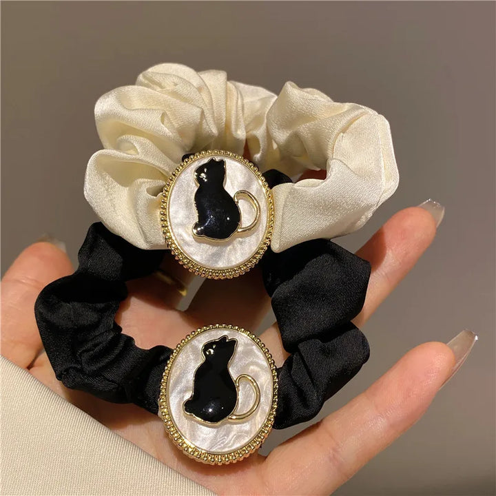 Elegant Vintage-Style Scrunchie