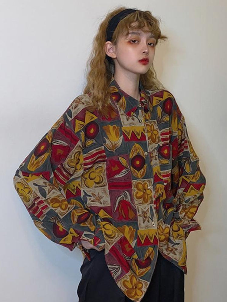 90s Style Blouse With Floral Vintage Pattern