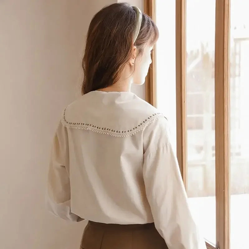 Blouse With Peter Pan Collar And Flower Embroidery