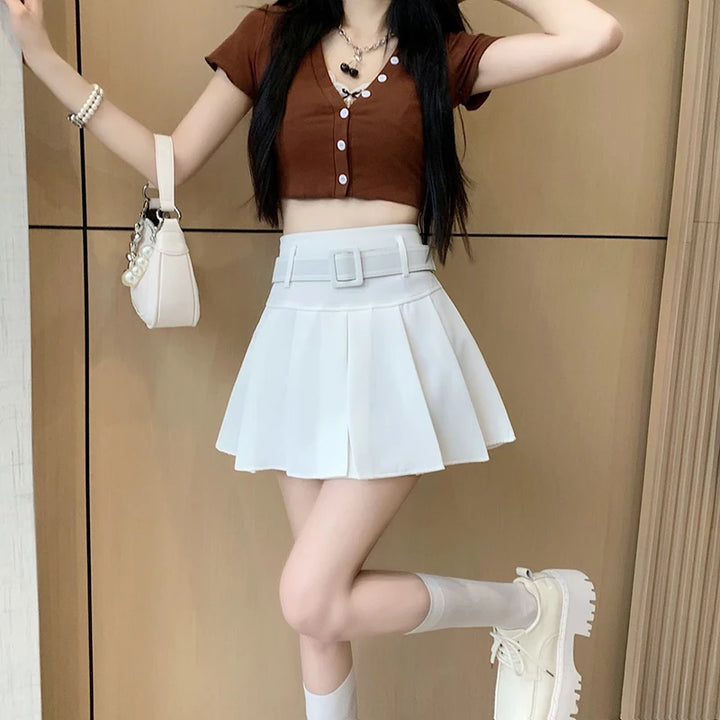 Sweet Pleated Mini-Skirt With Belt