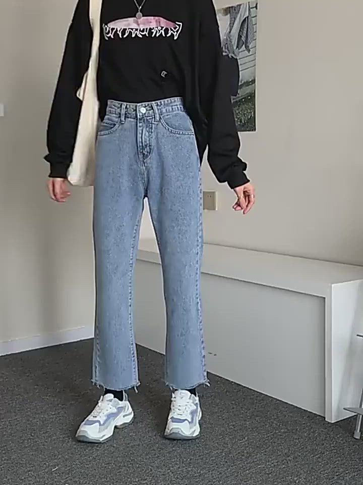 High Waisted Wide-Leg Jeans