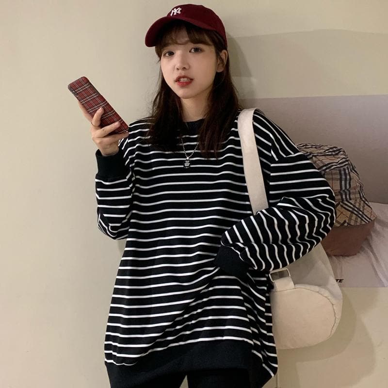 Striped Roundneck Sweatshirt - Asian Fashion Lianox