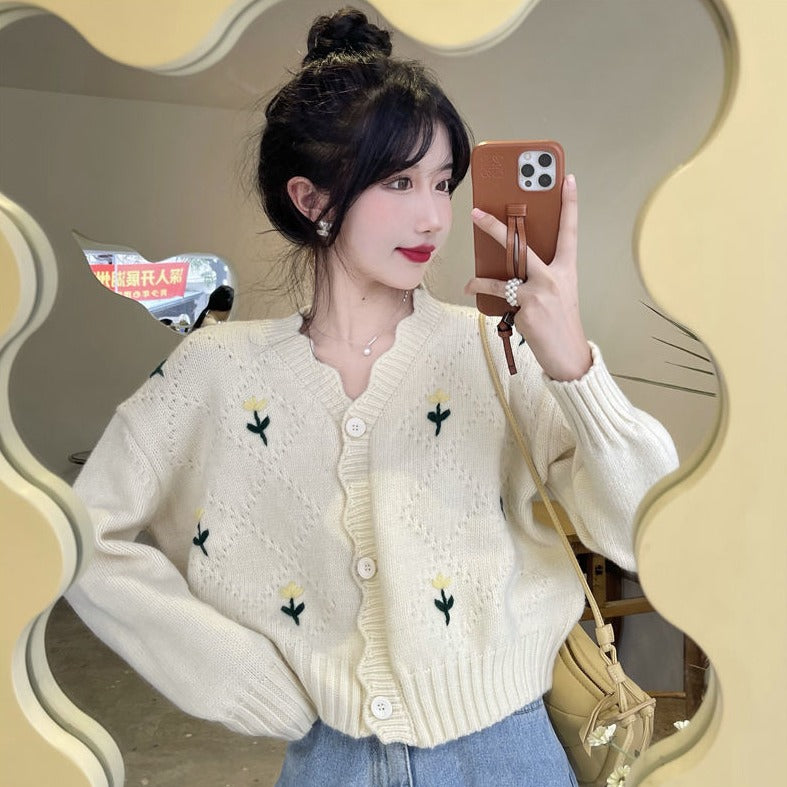 Knitted Cardigans With Flower Embroidery