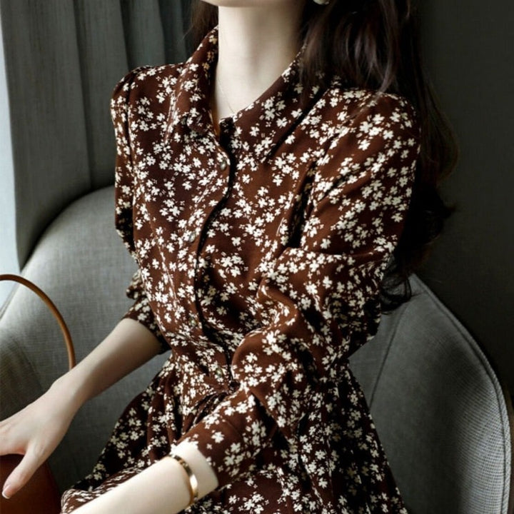 A-Line Dress With Turn-Down Collar and Floral Pattern