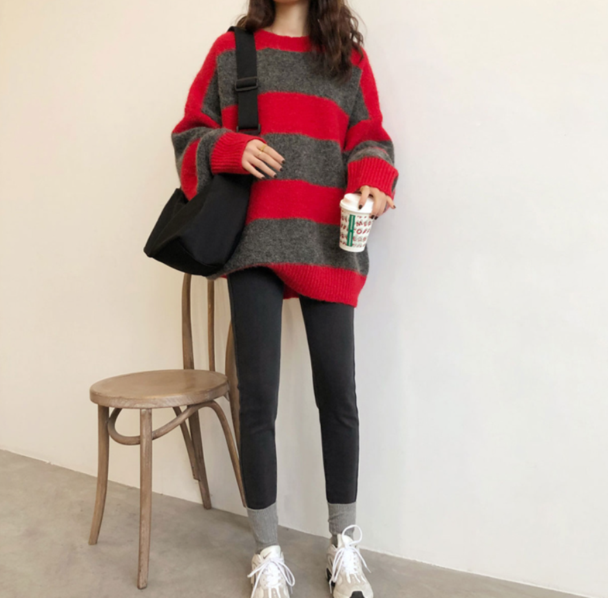Loose-Fitting Sweater With Stripes