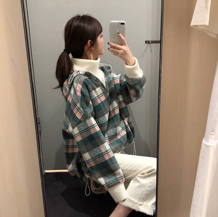 2-in-1 Oversized Sweater With Plaid Pattern