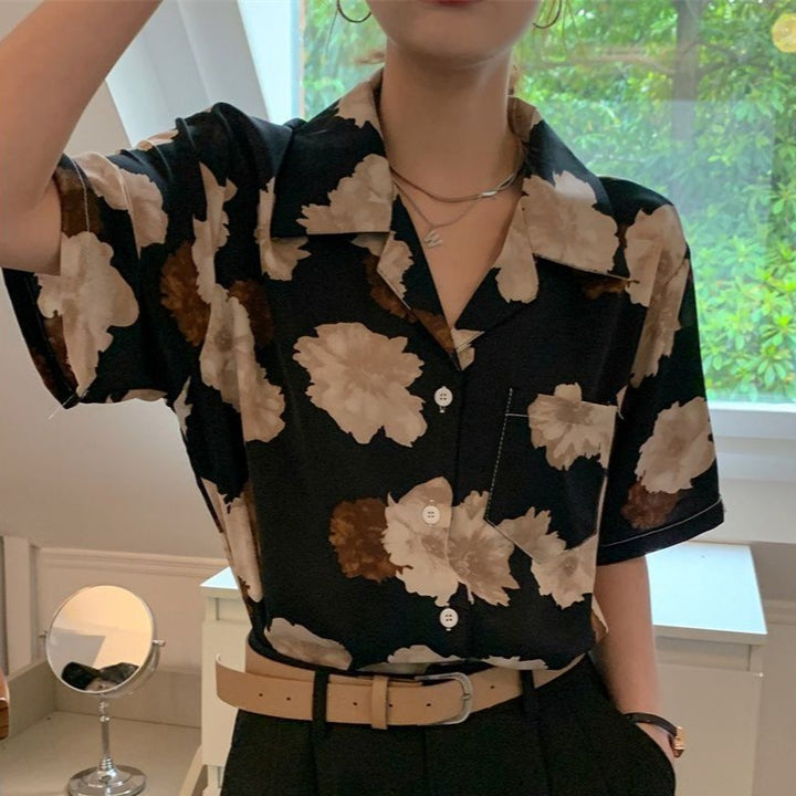 Button-Down Shirt With Flower Pattern