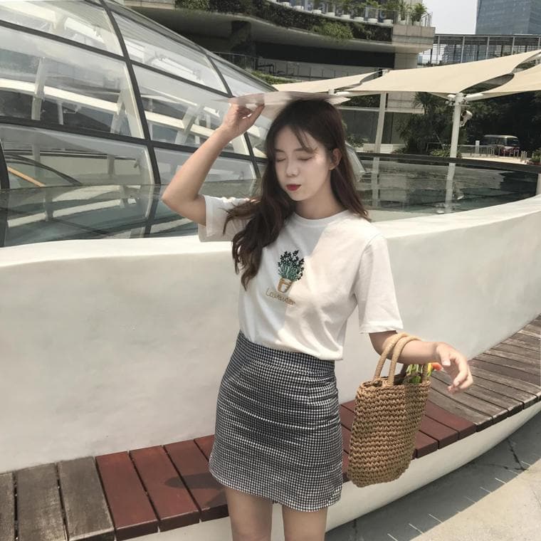 "Lavender" T-Shirt with Flower Print - Asian Fashion Lianox