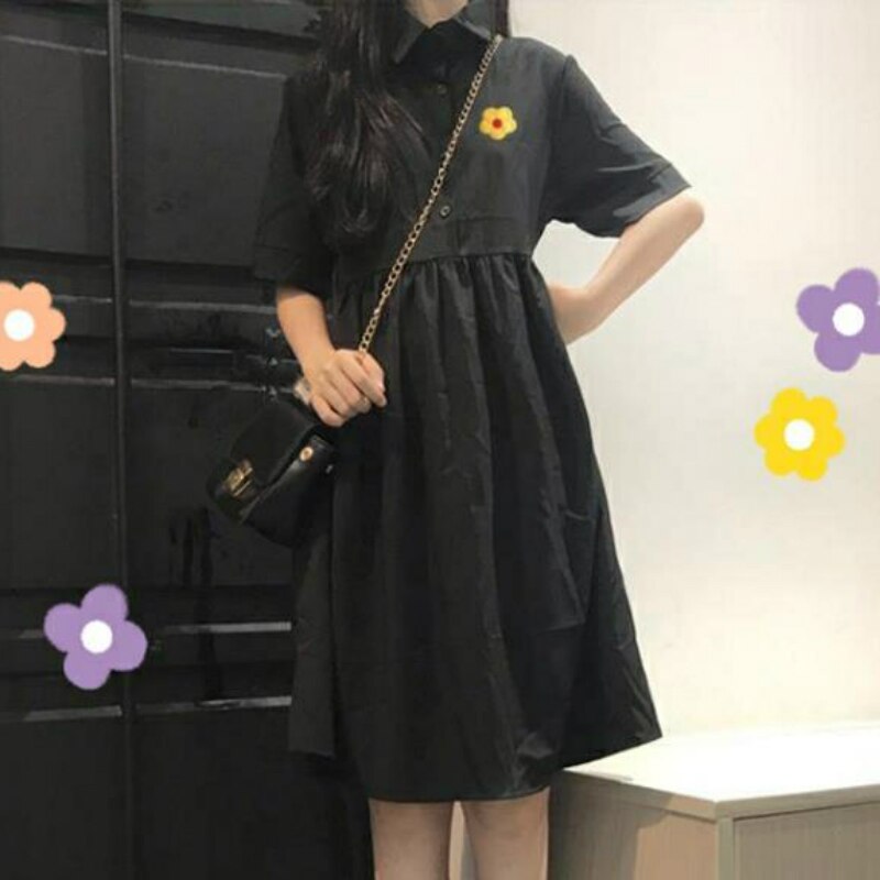 Shortsleeved Dress With Flower Embroidery And Buttons