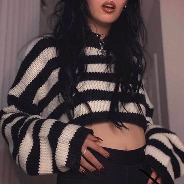 Knit Crop Sweater With Stripes - Asian Fashion Lianox