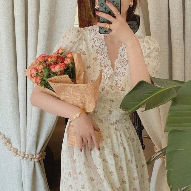 Floral Dress With Lace Neckline And Puff Sleeves - Asian Fashion Lianox