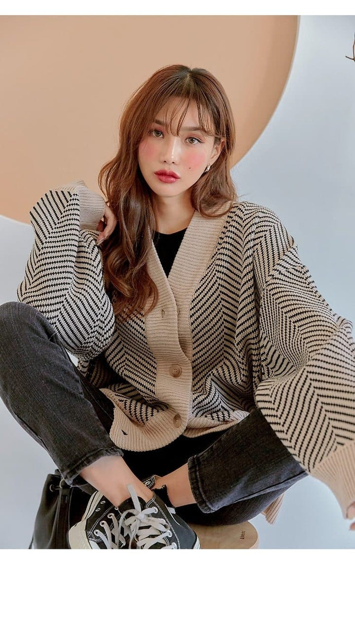 Knit V-Neck Cardigan - Asian Fashion Lianox