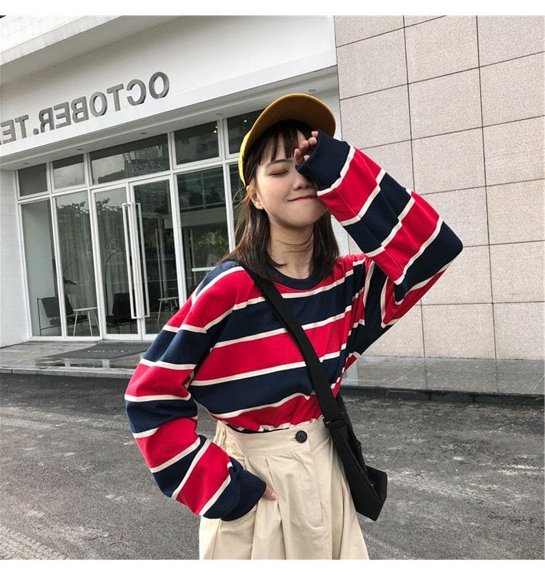 Two-Colored Sweatshirt With Stripes - Asian Fashion Lianox