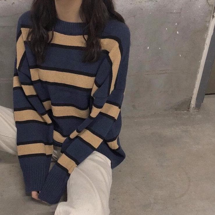 Longsleeved Sweater With Stripes - Asian Fashion Lianox