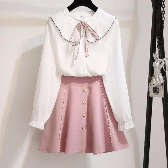 Outfit-Set: Blouse With Large Peter Pan Collar + Buttoned A-Line Skirt -  Asian Fashion! - Shop Korean & Japanese Fashion on Lianox.