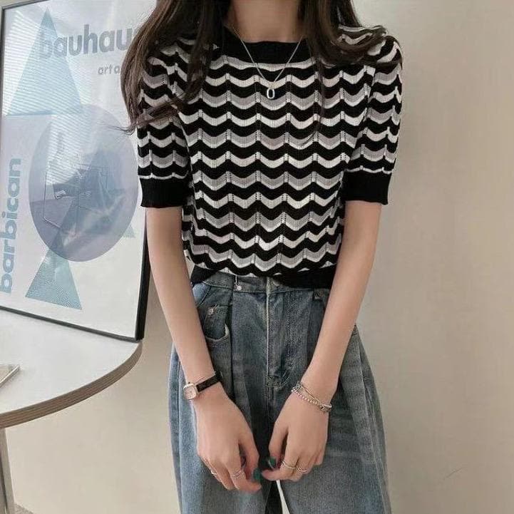 Knit Tee With Wave Pattern -  Asian Fashion! - Shop Korean & Japanese Fashion on Lianox.