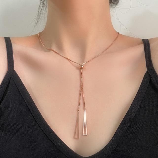 Geometric Necklace With Triangles