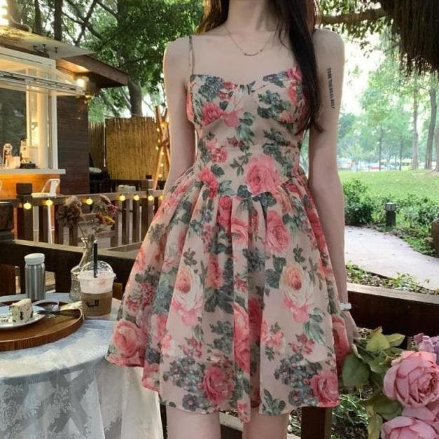 Pleated Dress With Floral Print -  Asian Fashion! - Shop Korean & Japanese Fashion on Lianox.