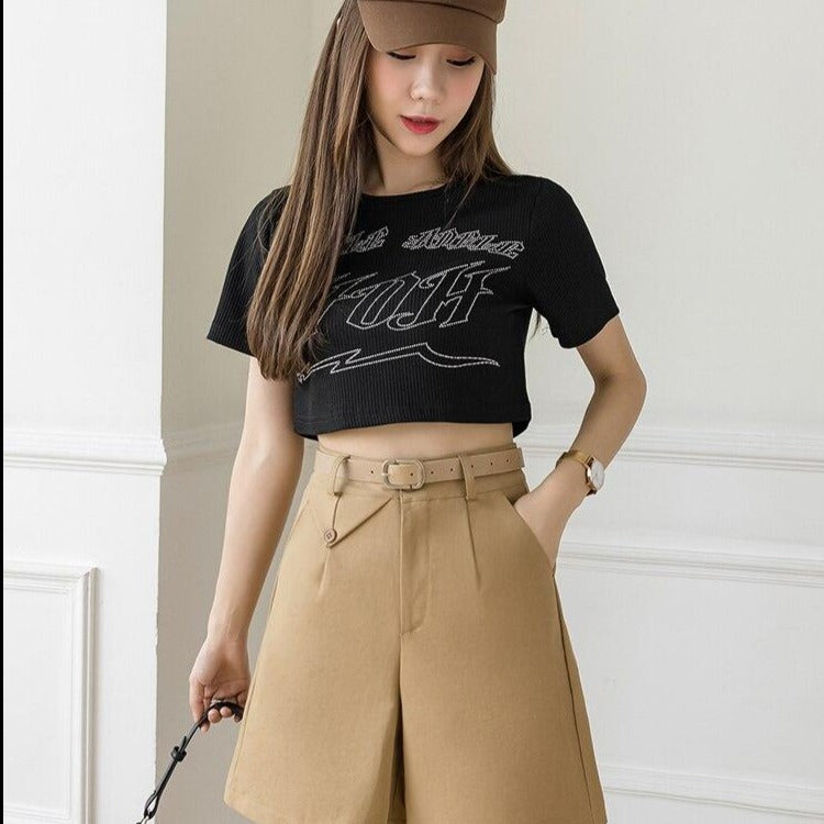Knee-Length Shorts With Wide Legs