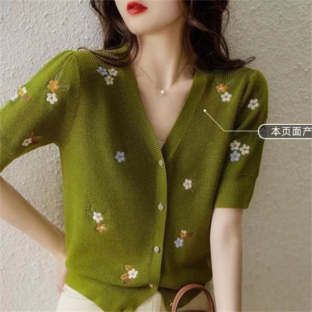 Knit Button-Down Cardigan With Flower Embroidery