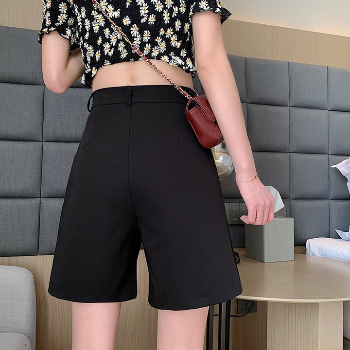 High-Waist Shorts With Pleated Details And Wide Legs