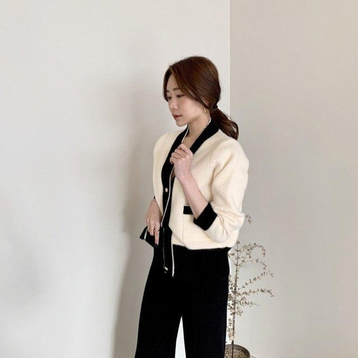 Button-Down Cardigan With V-Neck And Pockets