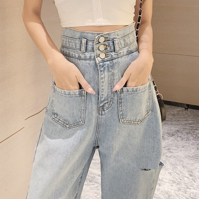 High-Waisted Jeans With Pockets