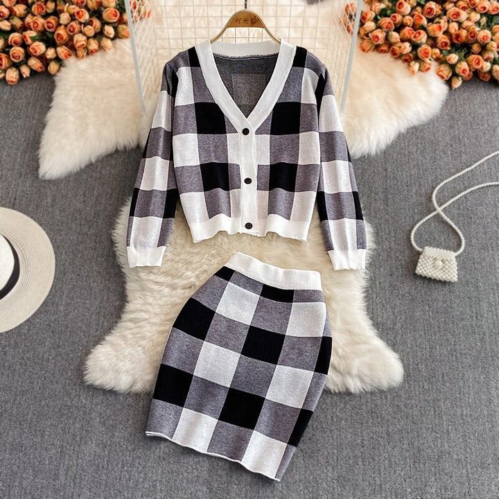 Outfit-Set: Plaid Button-Down Cardigan + High-Waisted Skirt