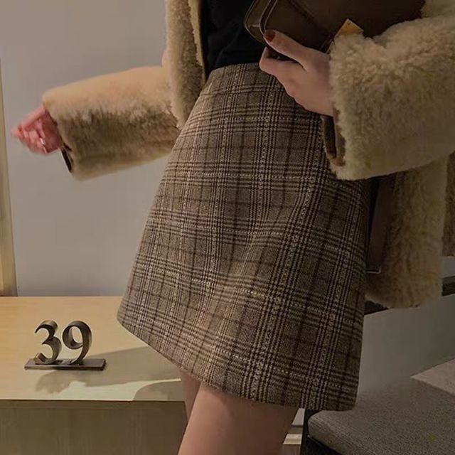 Plaid Mini Skirt With High Waist