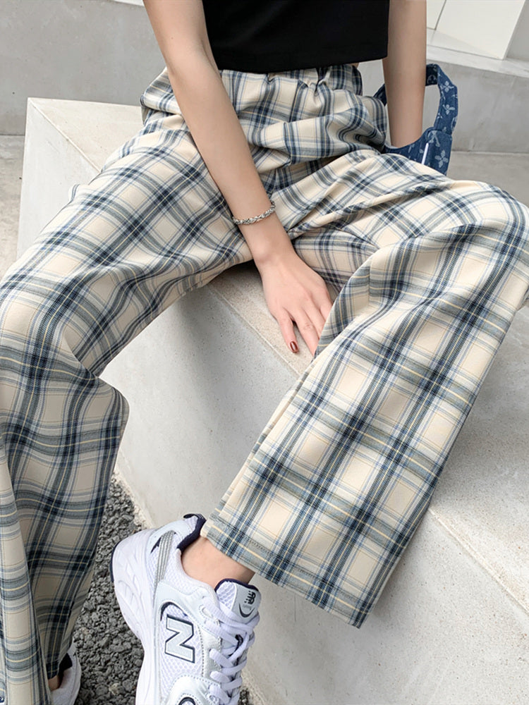 Pants With Elastic Waist And Plaid Pattern