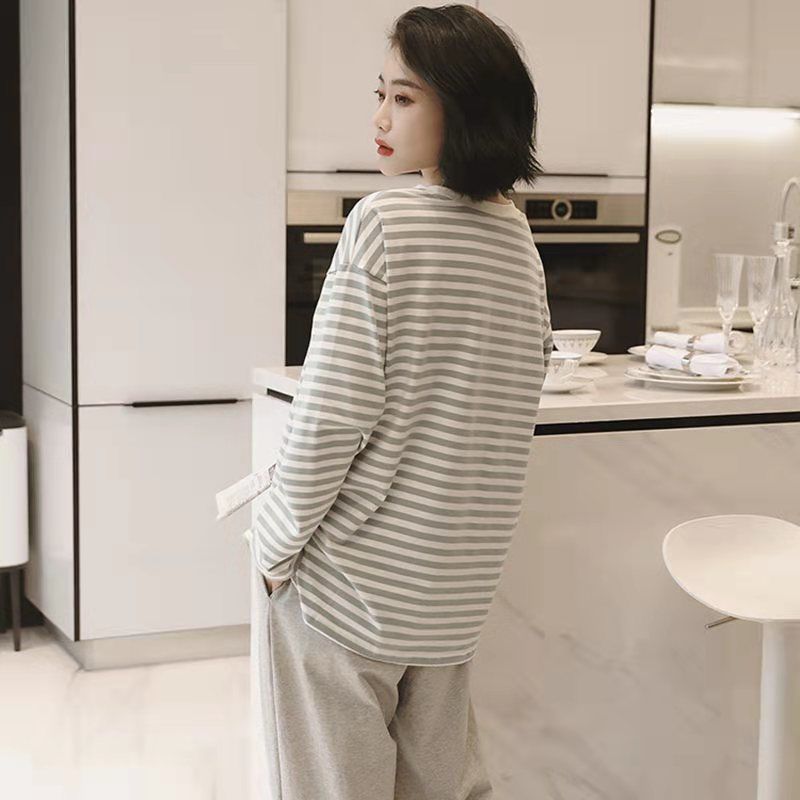 Striped Sweater With O-Neck