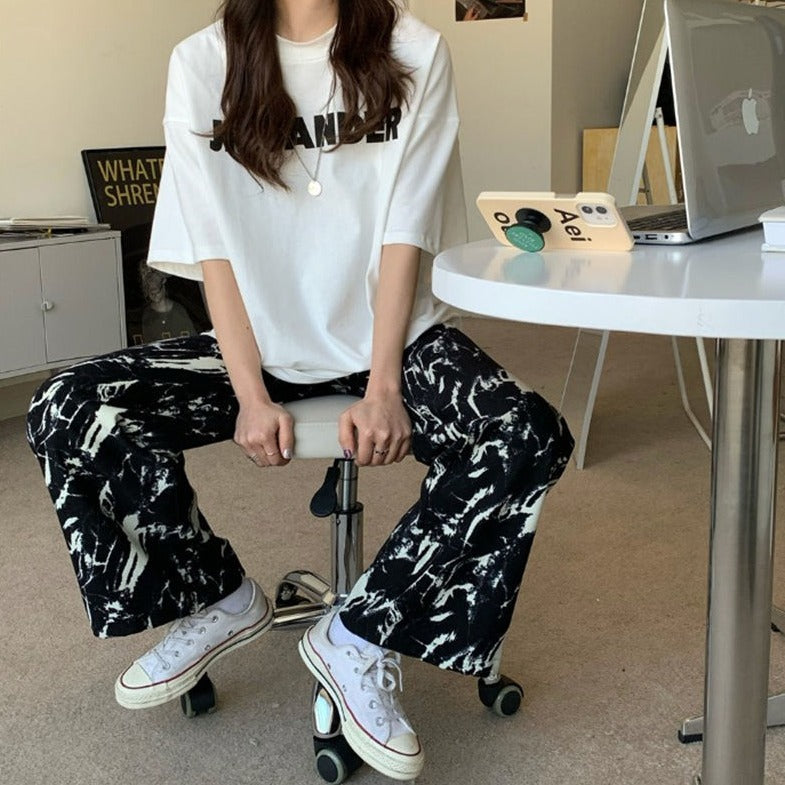 Loose-Fitting Pants With Tie-Dye Pattern