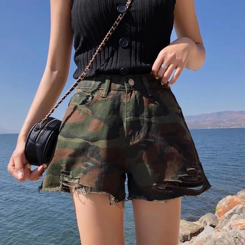 High-Waisted Denim Shorts With Camouflage Pattern (S-4XL!)
