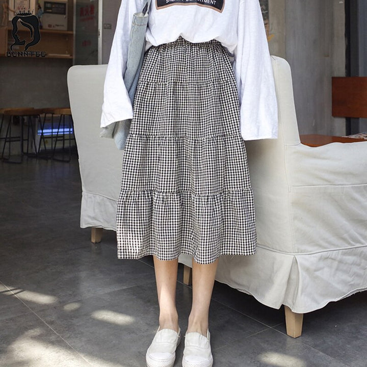 Ruffled A-Line Skirt With Plaid Pattern